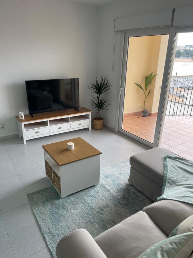 Aquamarine Sant Feliu En La Playa Con Patio Apartment Sant Feliu de Guíxols Exterior photo